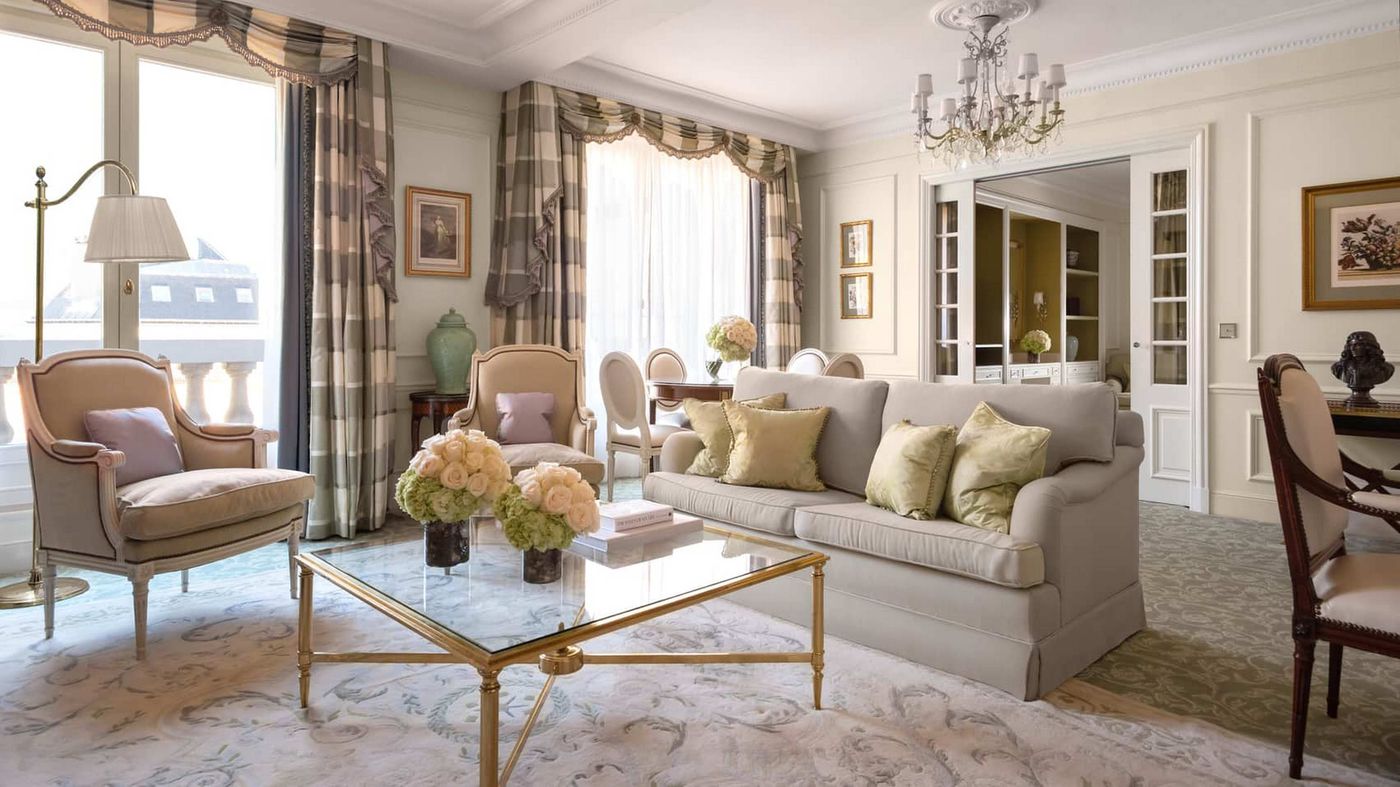 Four-Seasons-Hotel-Paris-Room-22
