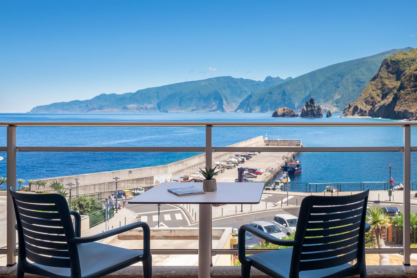 Aqua-Natura-Bay-Room-44