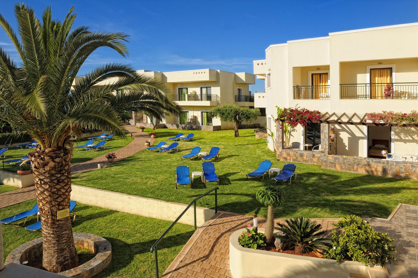 Kristalli-Apartments-General-view-6