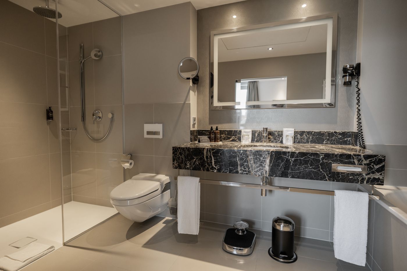 Hotel Maximilian's-Germany-AUGSBURG-Room-6