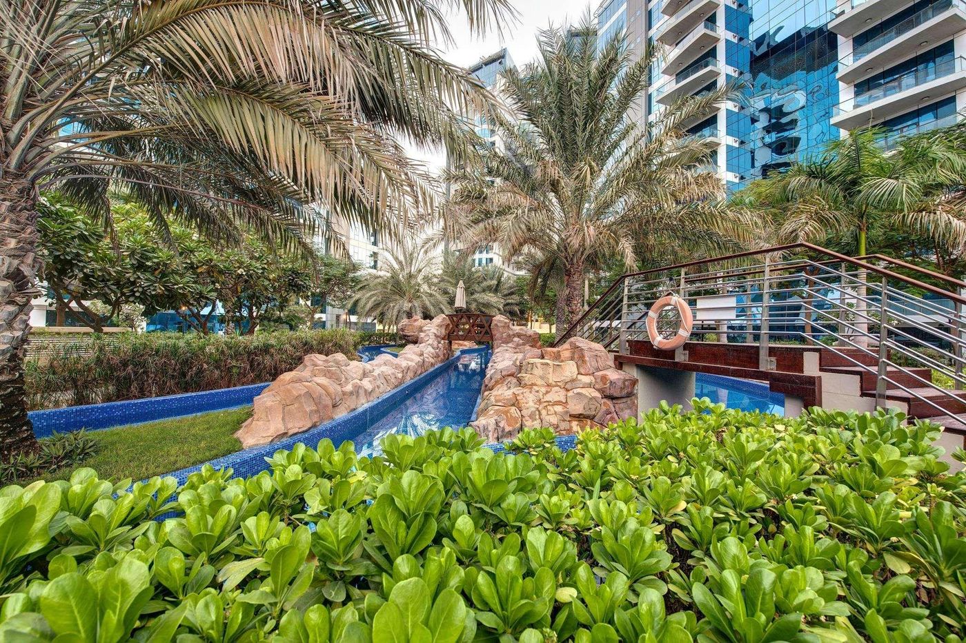 Dukes-The-Palm--a-Royal-Hideaway-Hotel-General-view-14