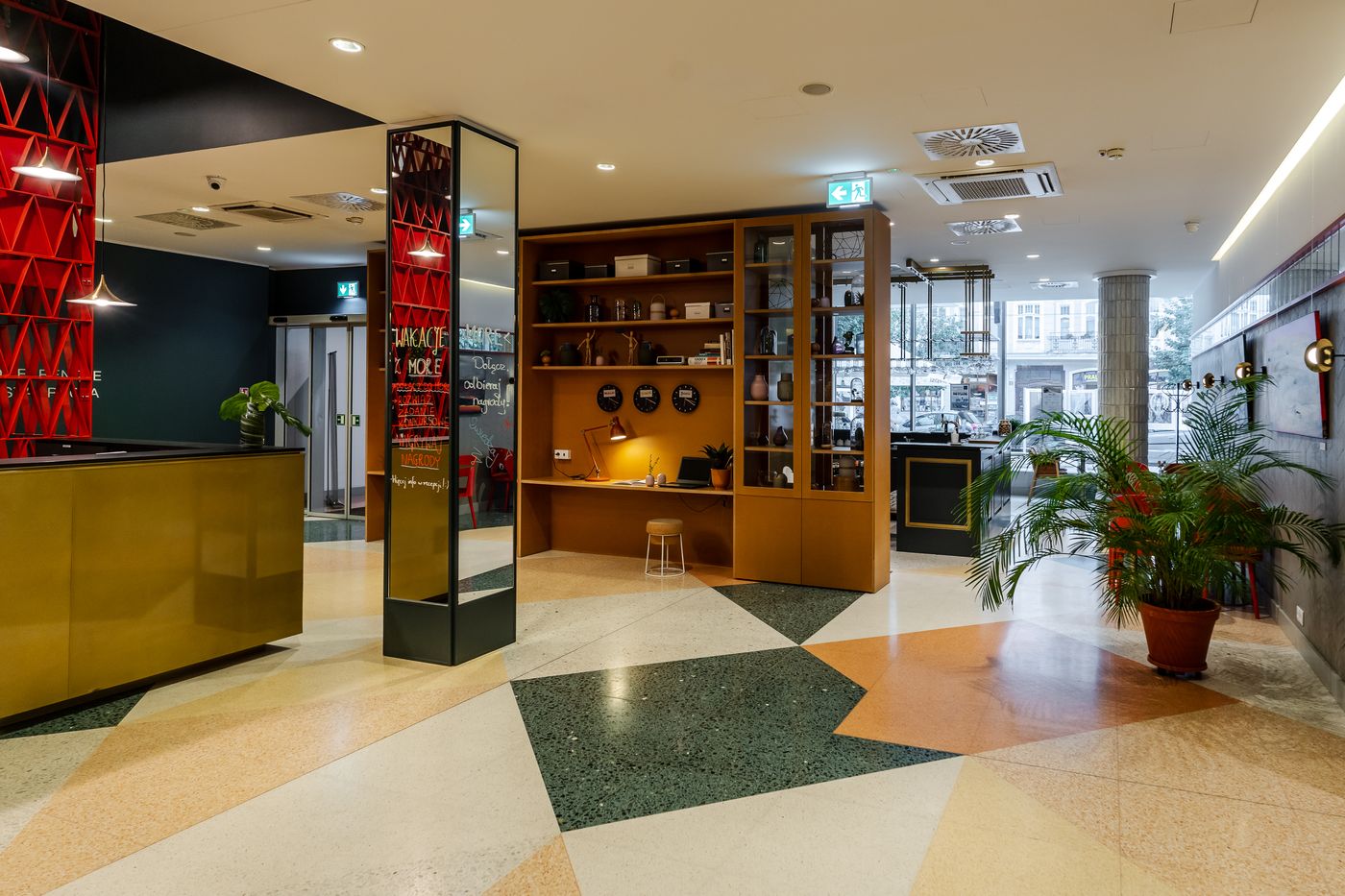 Hotel Altus Poznan Old Town- Destigo Hotels-Poland-POZNAN-Lobby-10