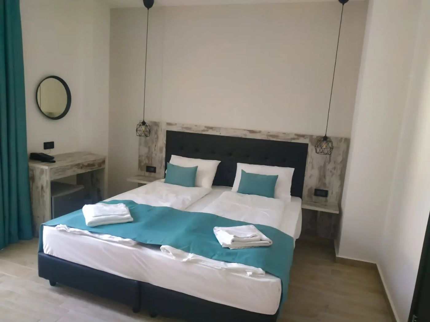 Evita-Asty-Room-18