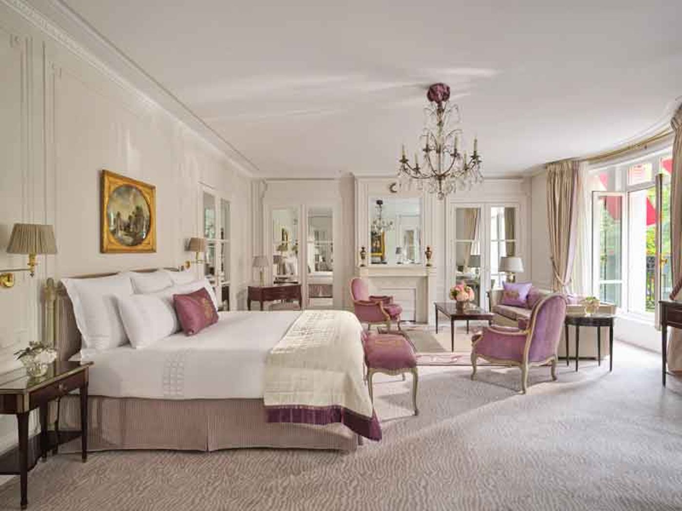 Hotel-Plaza-Athenee-Room-45