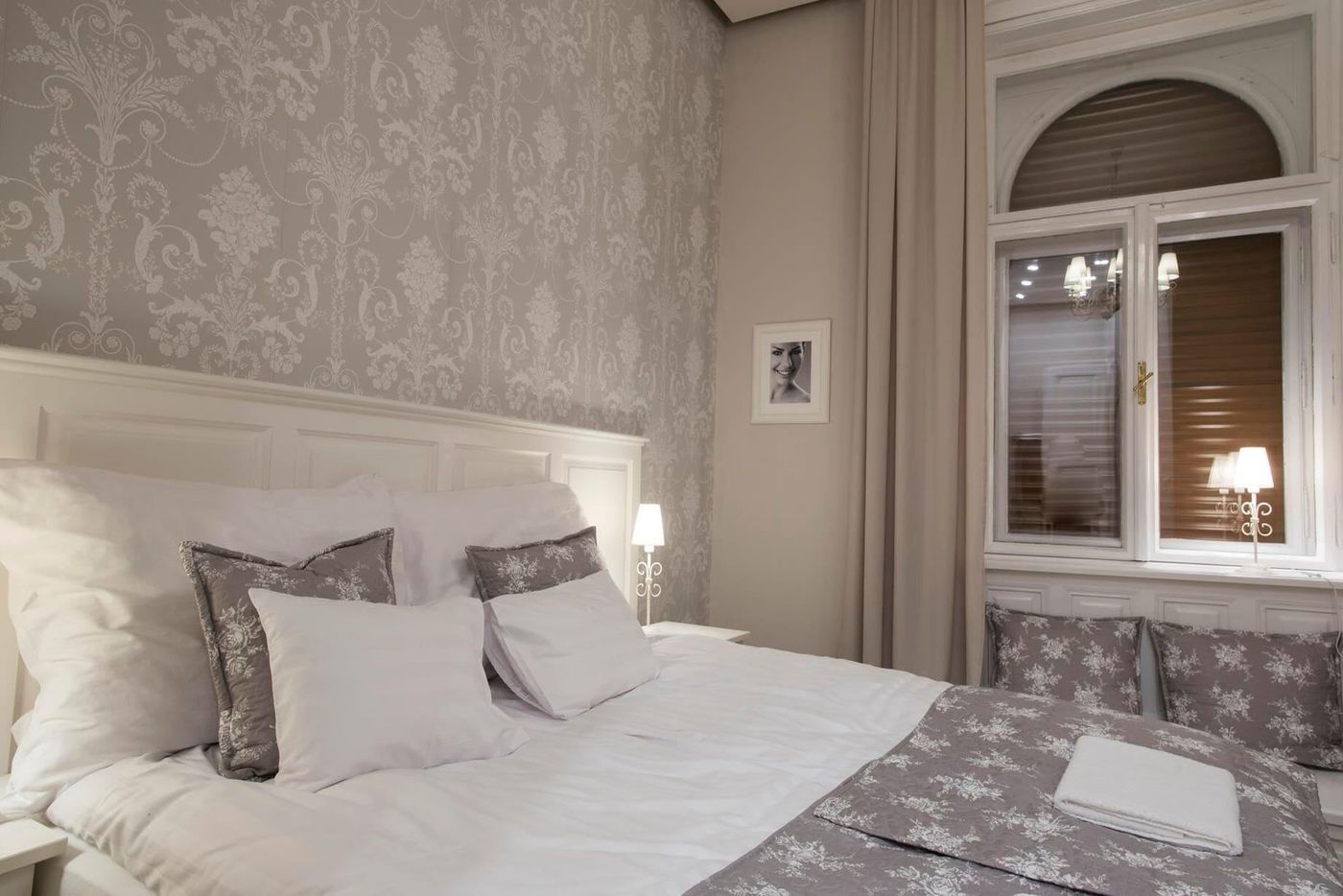 Serenity-Boutique-Budapest-Room-12