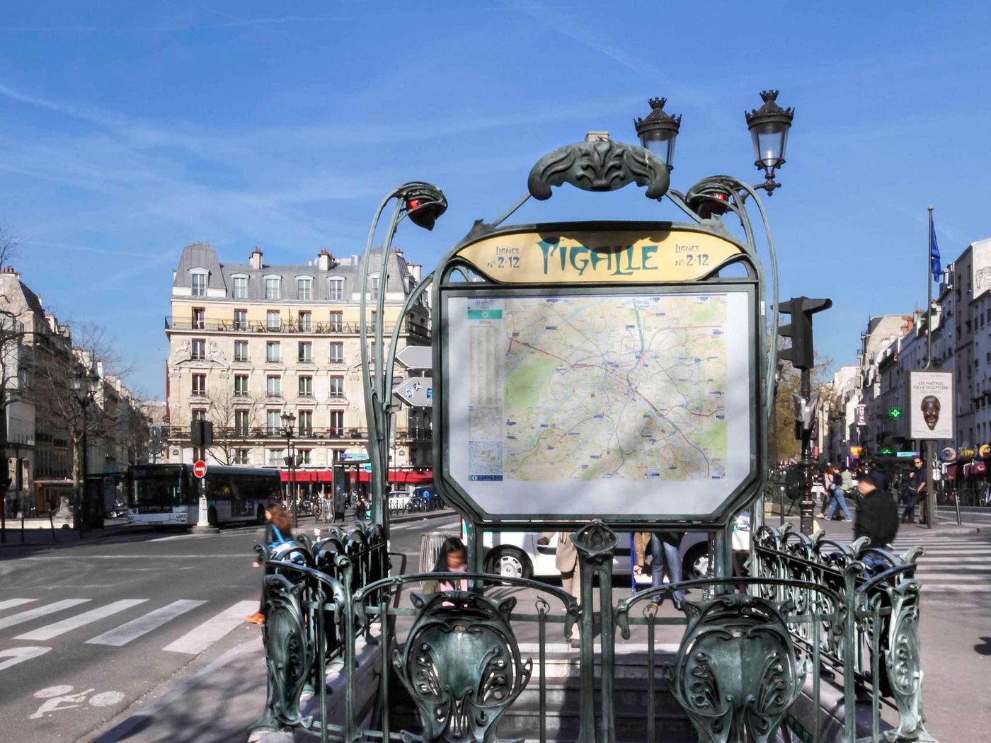 Mercure-Paris-Pigalle-Sacre-Coeur-Sports-and-Entertainment-48