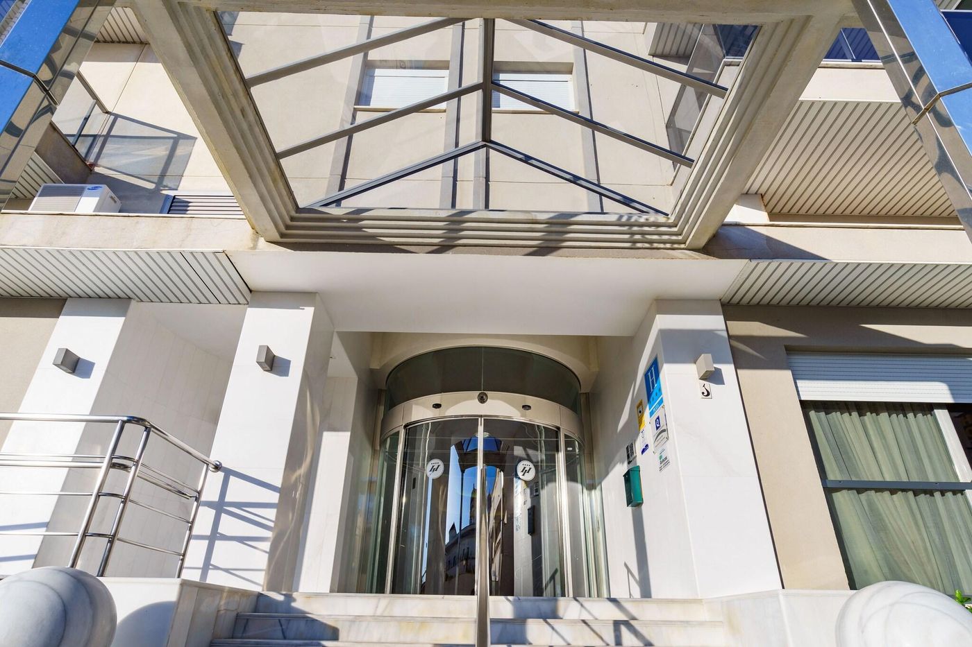 Isabel-General-view-29