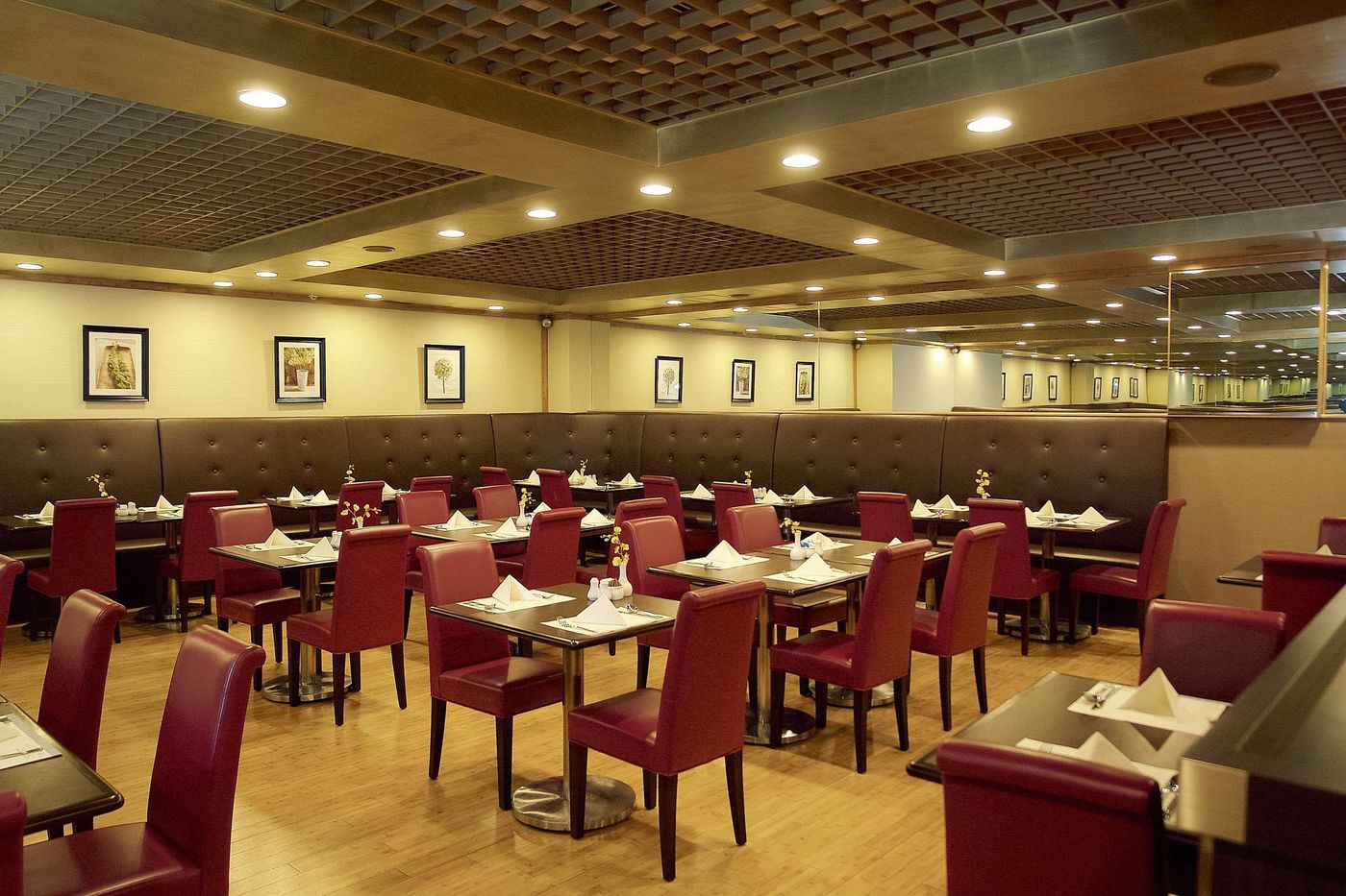 Best-Western-Plus-Hotel-Hong-Kong-Restaurant-16