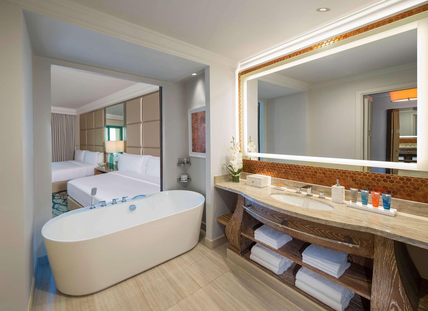 Atlantis--The-Palm-Room-39