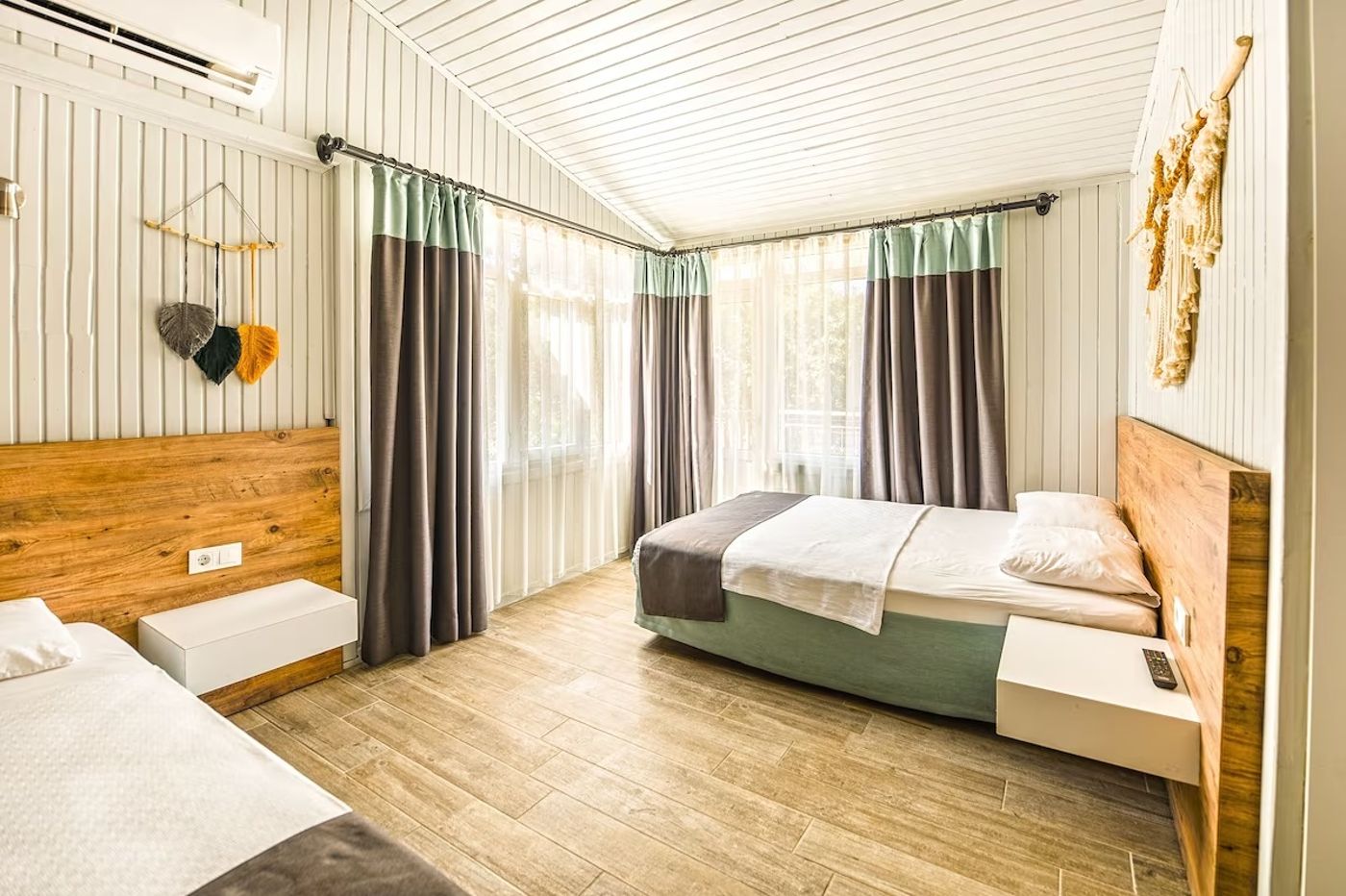 Hotel-Leda-Beach-Room-14