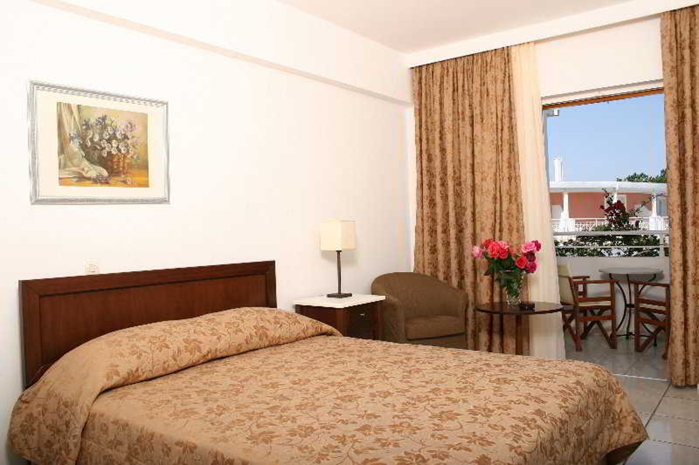 Bitzaro-Palace-Room-13