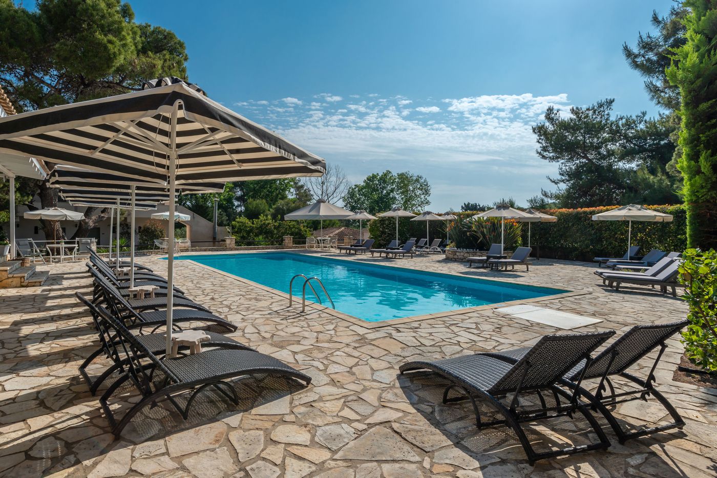 Aquarius-Hotel-General-view-3