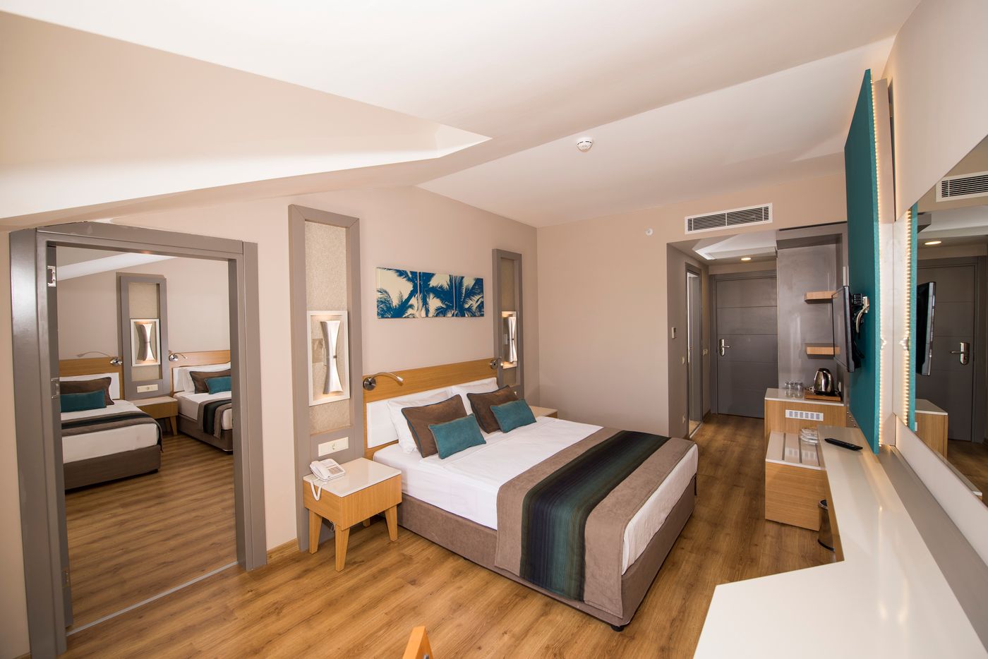 Palm World Resort & Spa