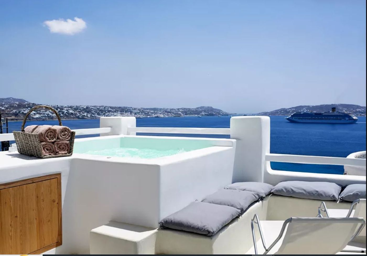 Rocabella-Mykonos-Art-Room-92