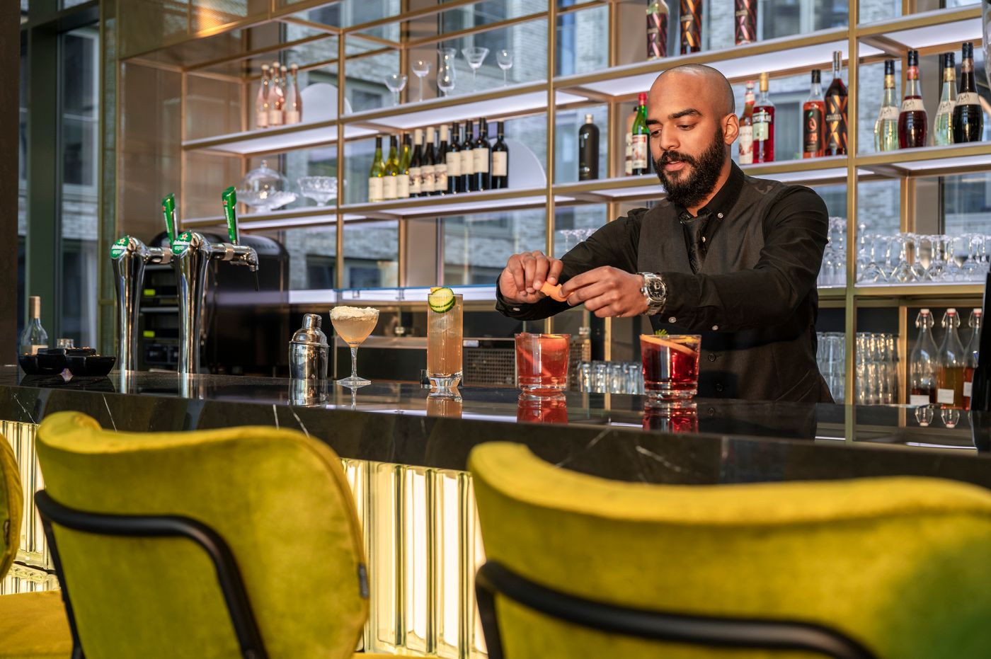 Tribe-Amsterdam-City-Bar-4