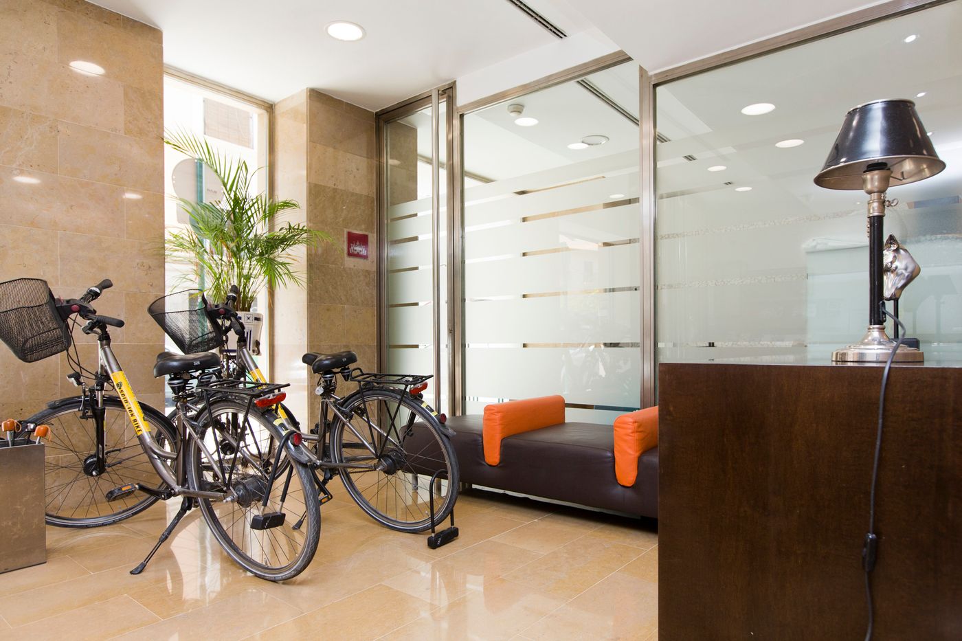 You&Co. Quart Boutique - Spain - VALENCIA - Lobby - 4