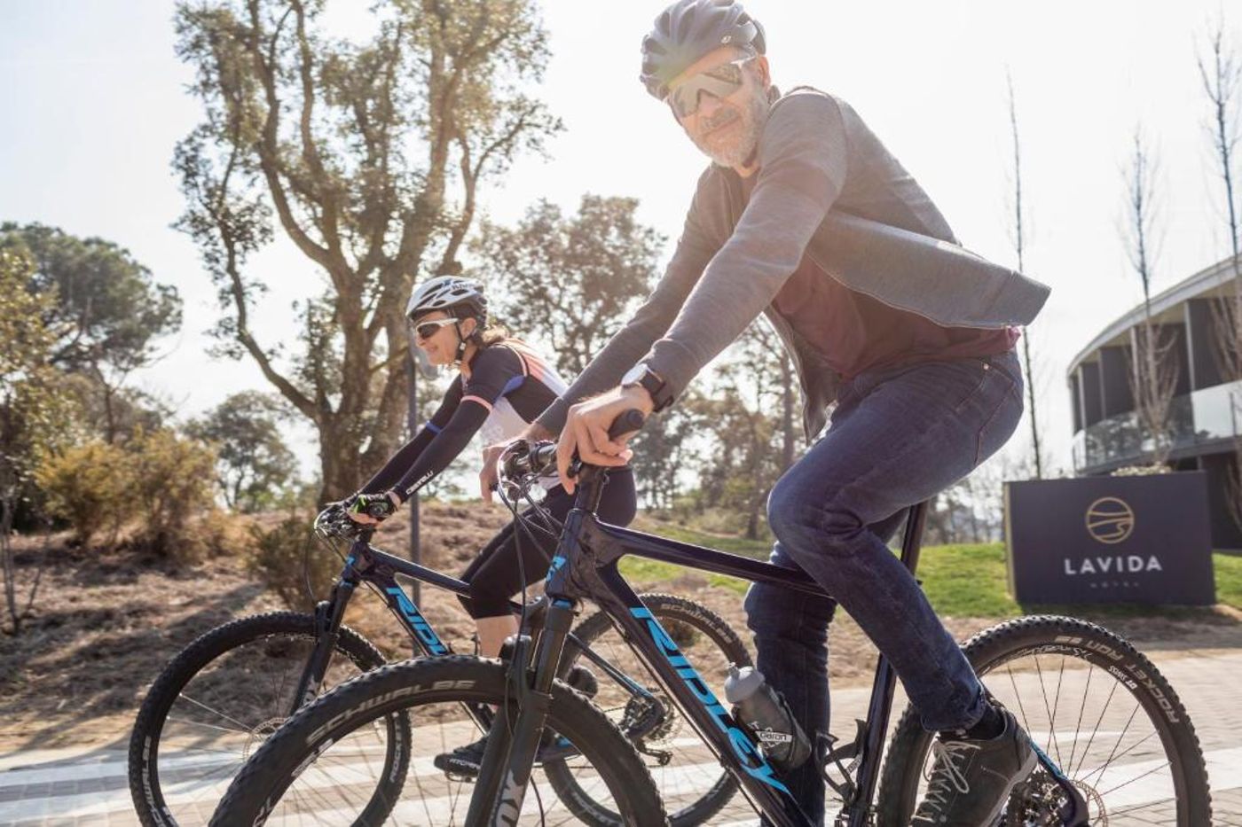 Lavida-Sports-and-Entertainment-10