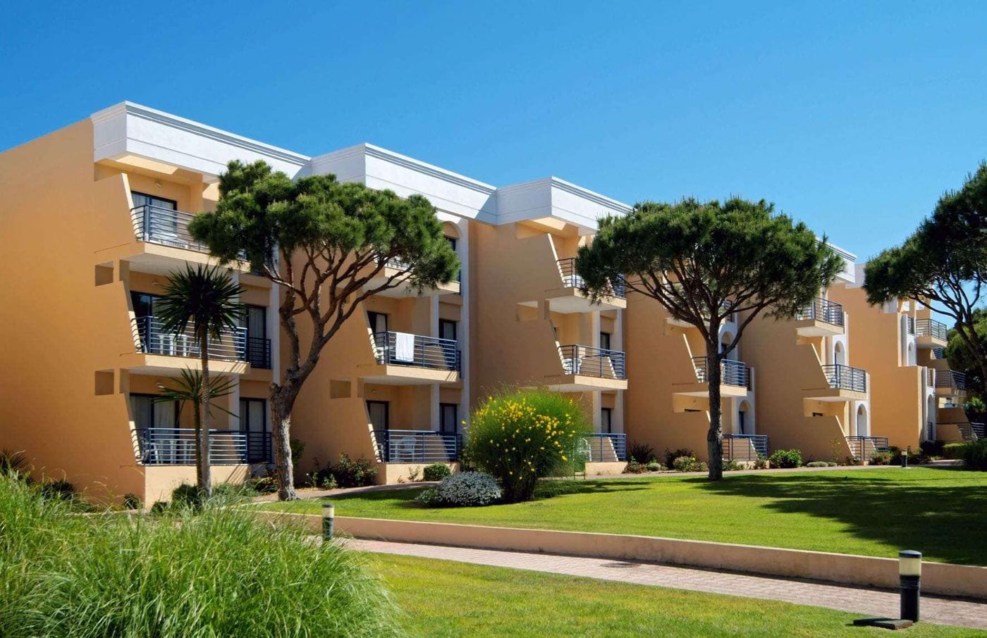 Sol-Sancti-Petri-Apartamentos-General-view-11