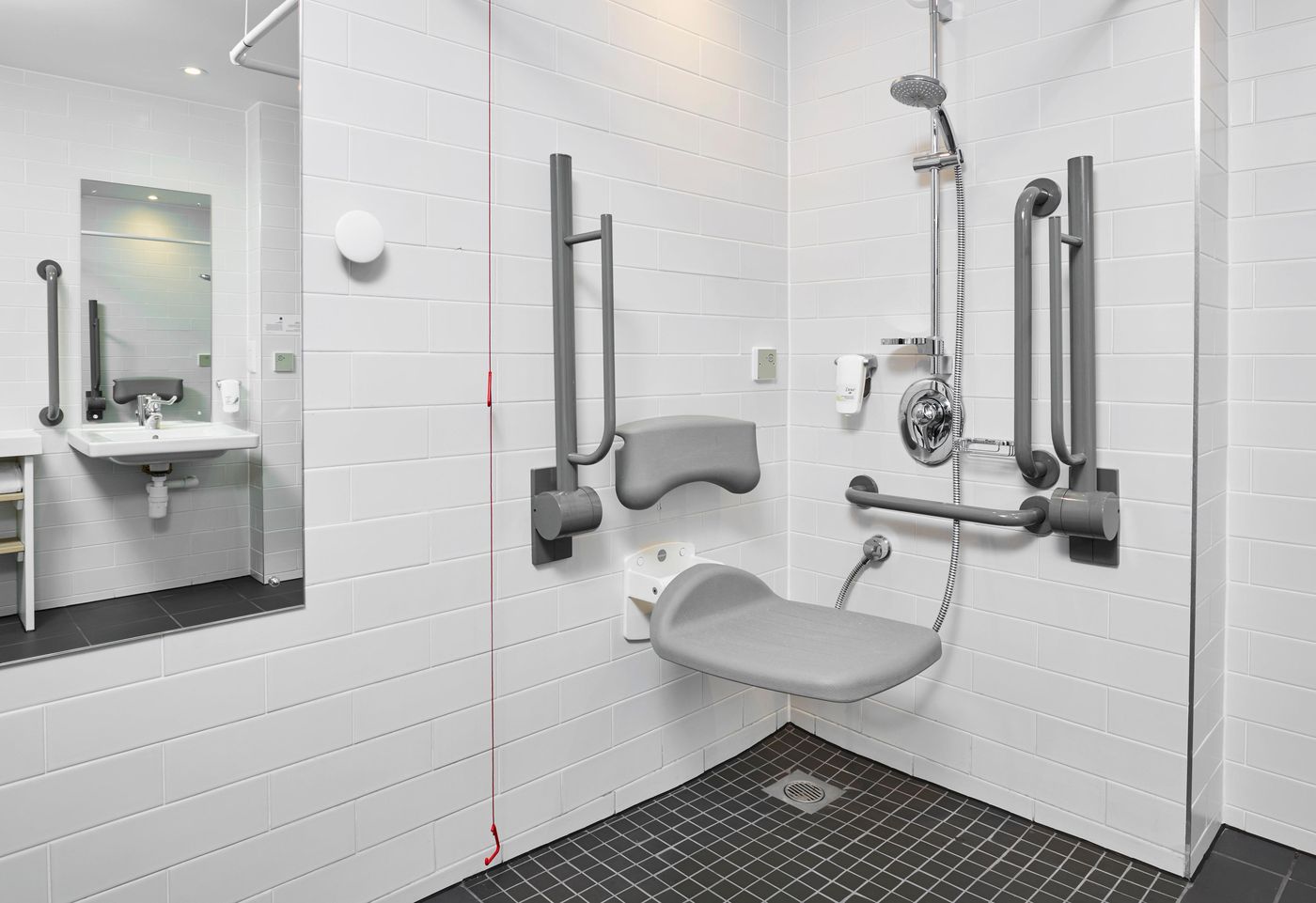 Holiday-Inn-Express-Dublin-City-Centre-Room-35