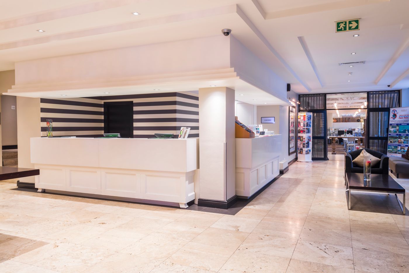 ONOMO-Hotel-Cape-Town---Inn-On-The-Square-Lobby-14