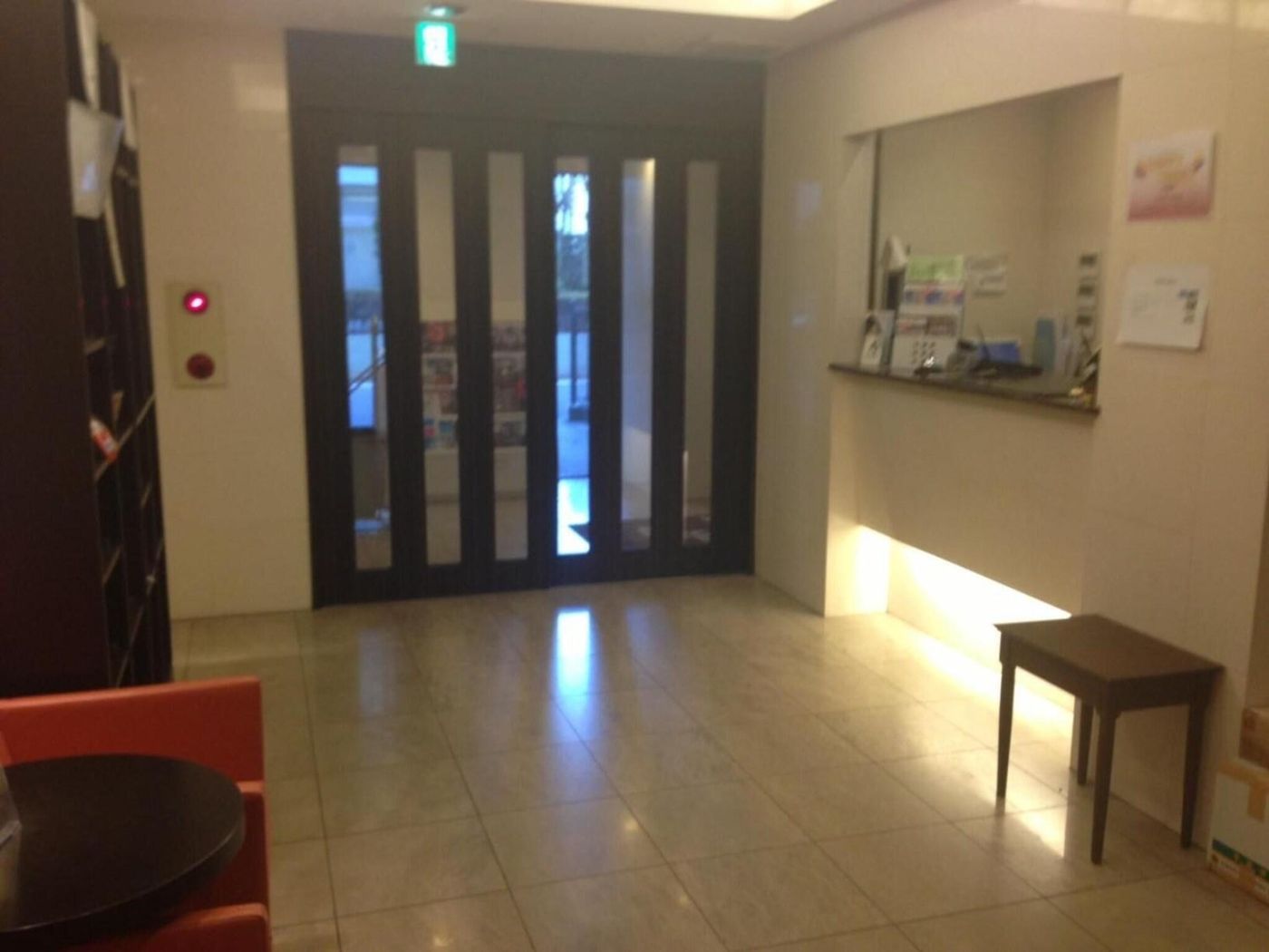 Kuretake Inn Premium Hamamatsucho-Japan-Tokyo-Lobby-6