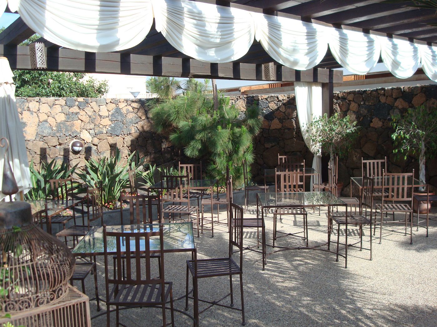 Villa-Vik-Hotel-Boutique---Adults-Only-Terrace-12