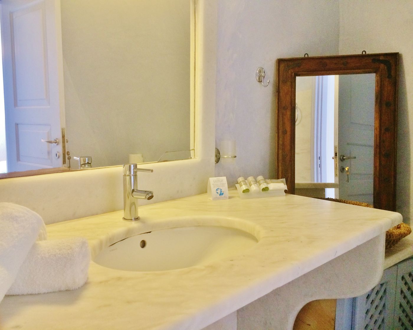 Armeni-Village-Room-24