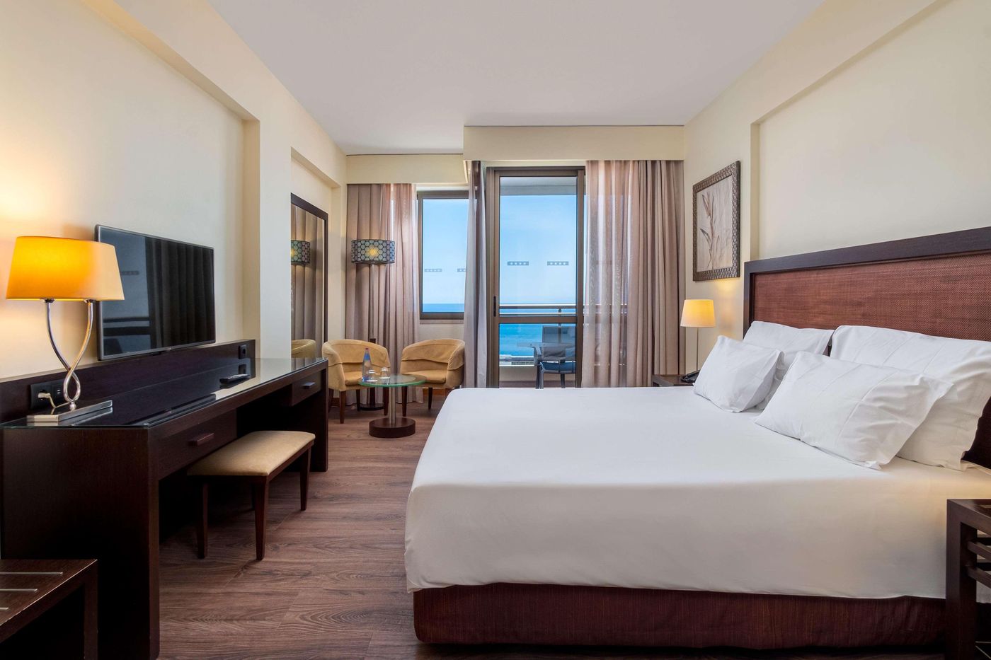 TUI-Blue-Gardens-Adults-Only-Savoy-Signature-Room-16