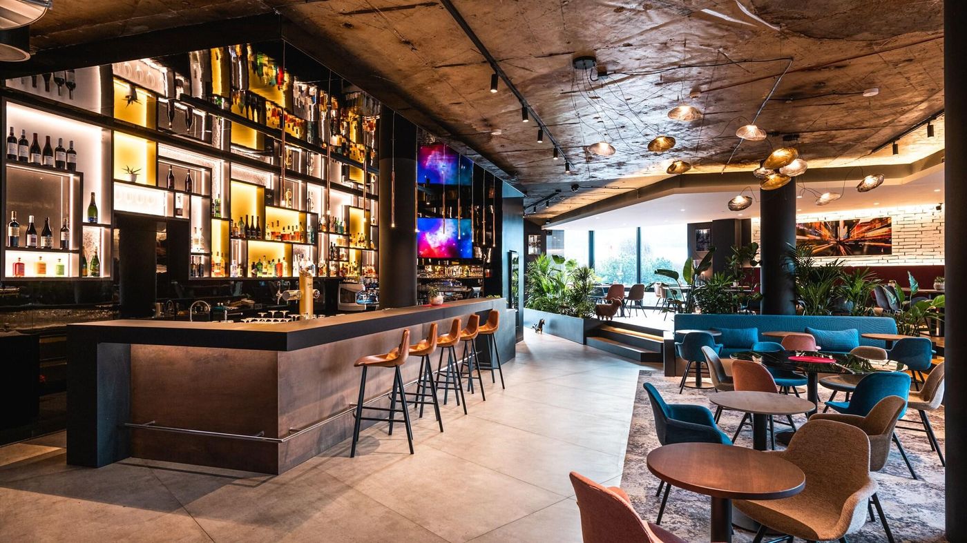 Orea-Hotel-Pyramida-Restaurant-14