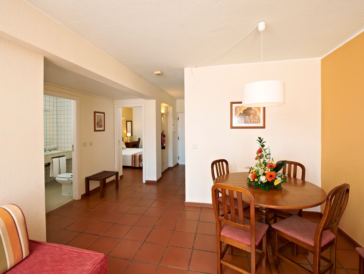 Cheerfulway Vila Alba