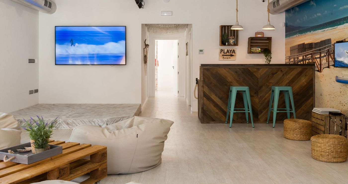 Ramada-Hotel---Suites-by-Wyndham-Costa-del-Sol-Sports-and-Entertainment-70