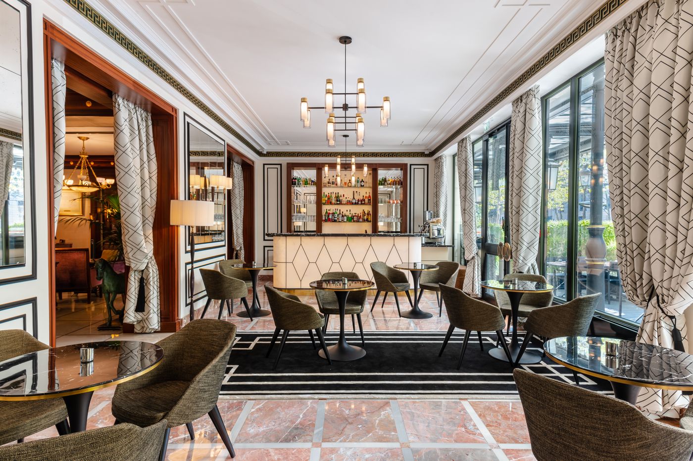 H----tel-Napol----on-Paris-Bar-15