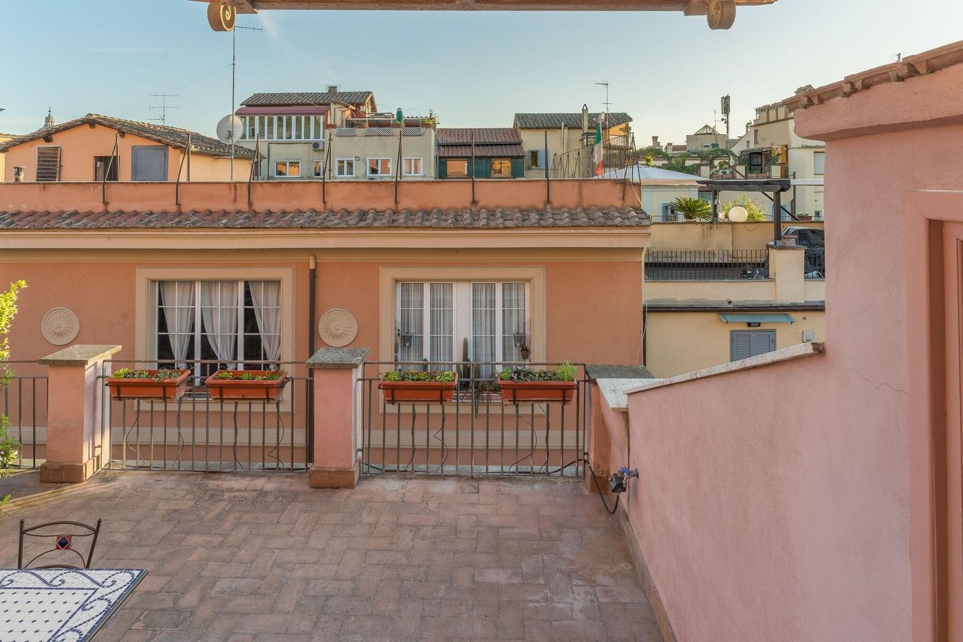 Internazionale-Domus-Terrace-2