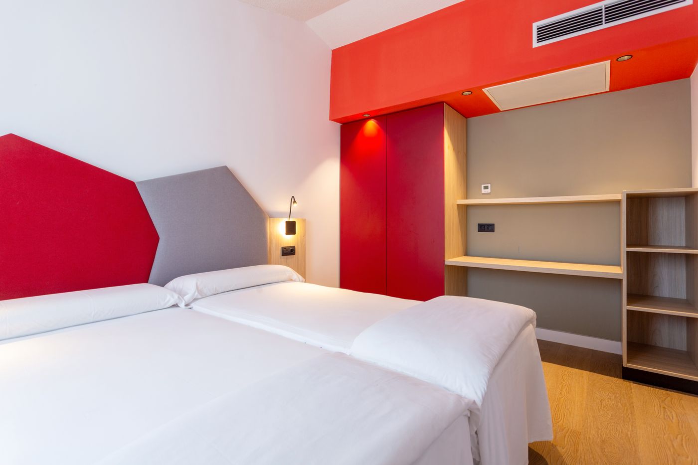 Sholeo-Lodges-Maspalomas-Room-17