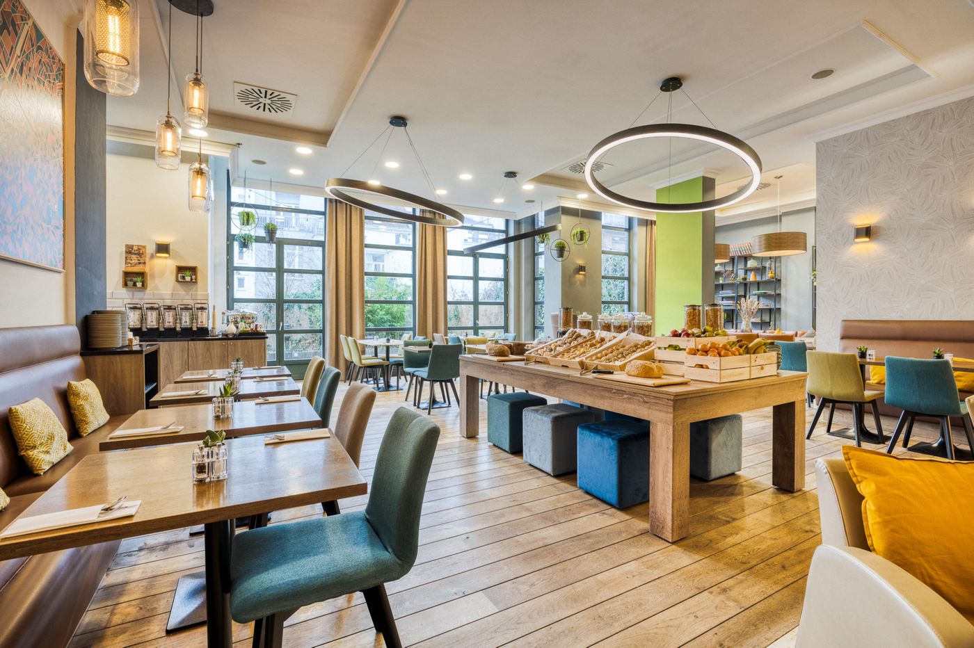 Holiday-Inn-Brussels-Schuman-Restaurant-15