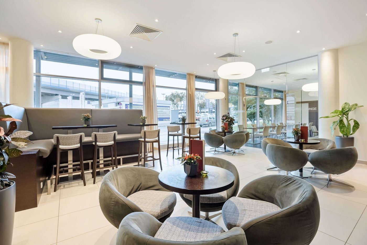 Austria Trend Hotel Doppio - Austria - Vienna - Bar - 2