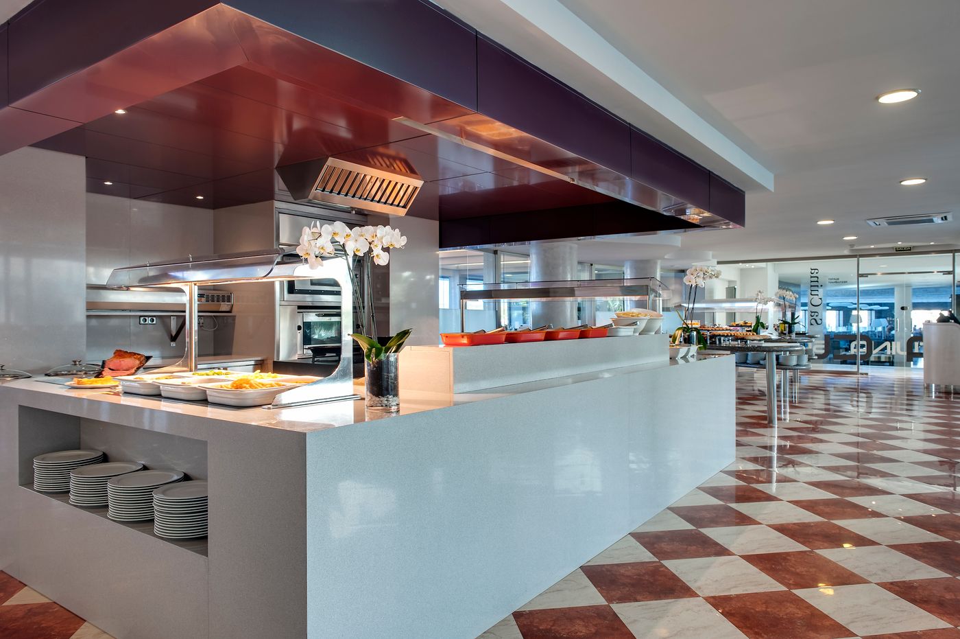 Barcel-----Hamilton-Menorca-Restaurant-42