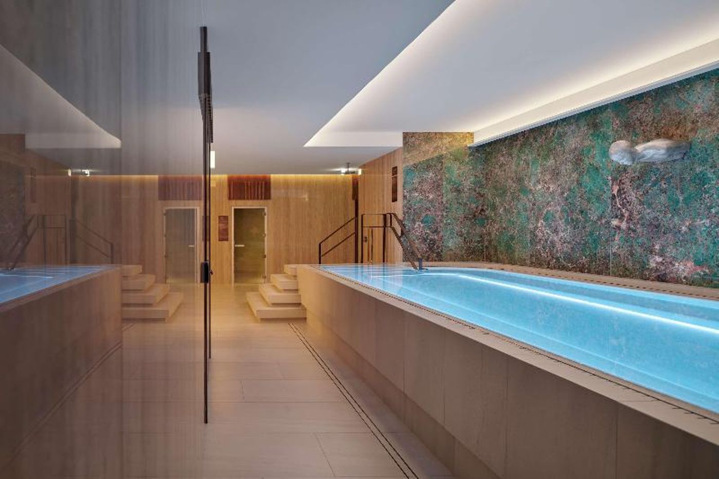 Iceland Parliament Hotel, Curio Collection By Hilt