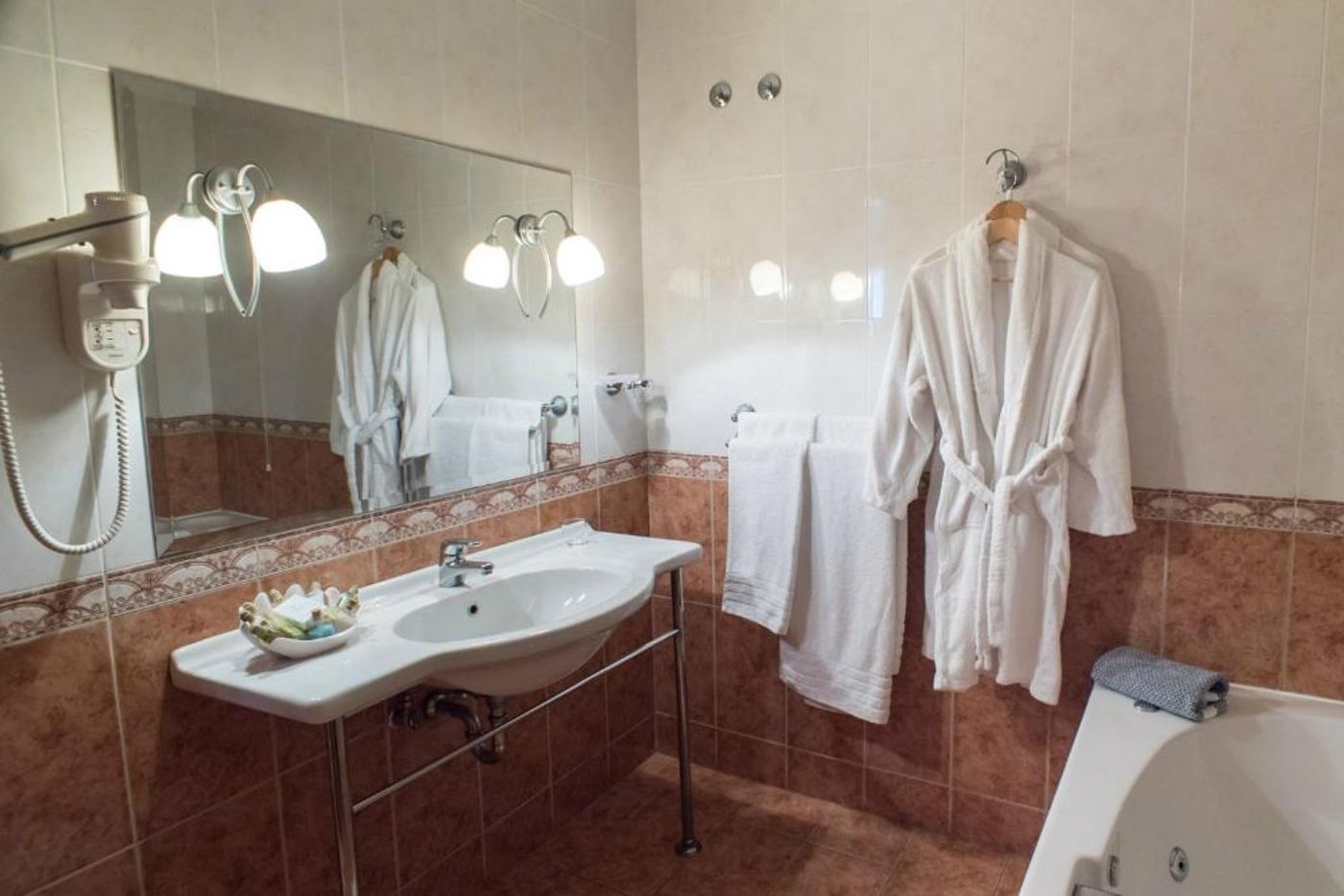 Ambassador Hotel Thessaloniki - Greece - THESSALONIKI - Room - 1