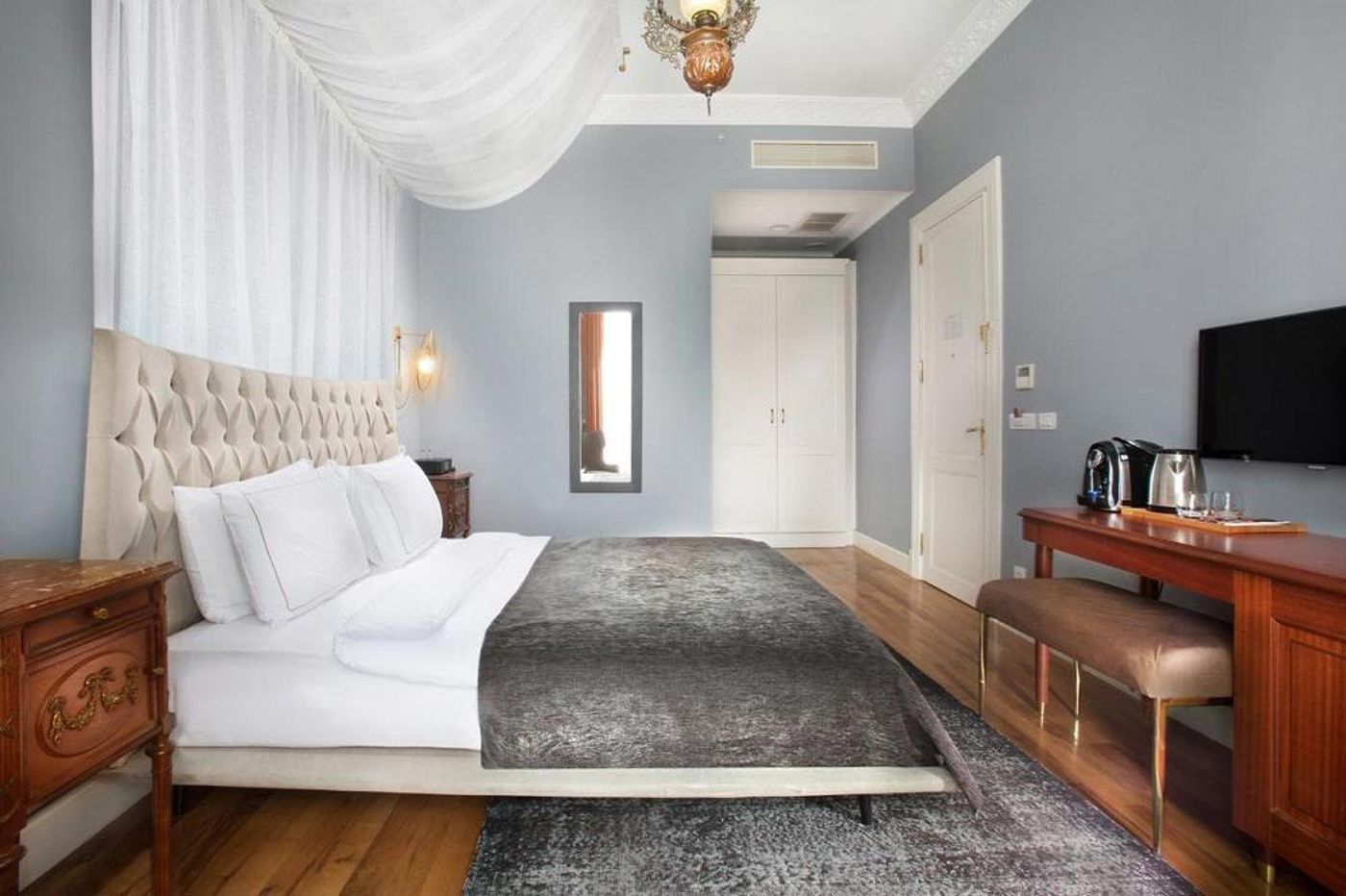 Lina-Hotel-Taksim-Pera-Room-12