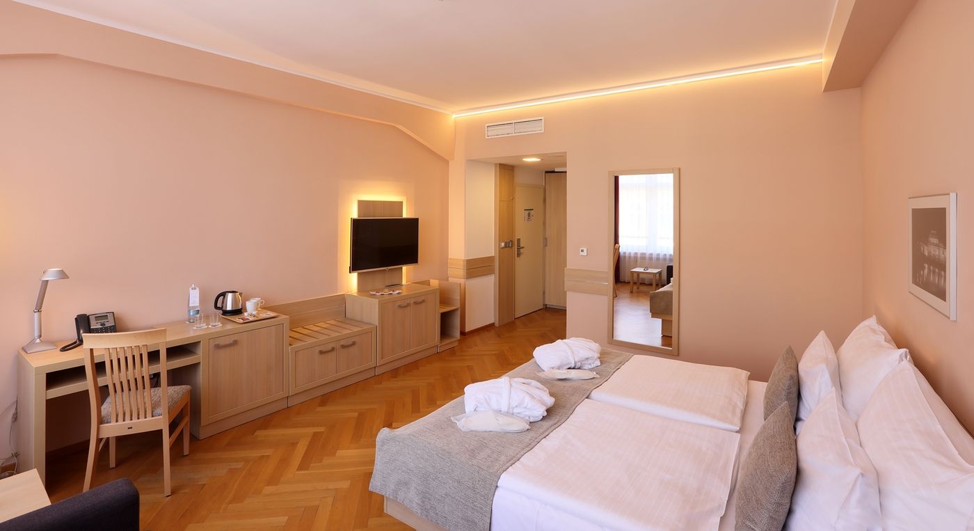 Hotel-Amarilis-Prague-Room-17