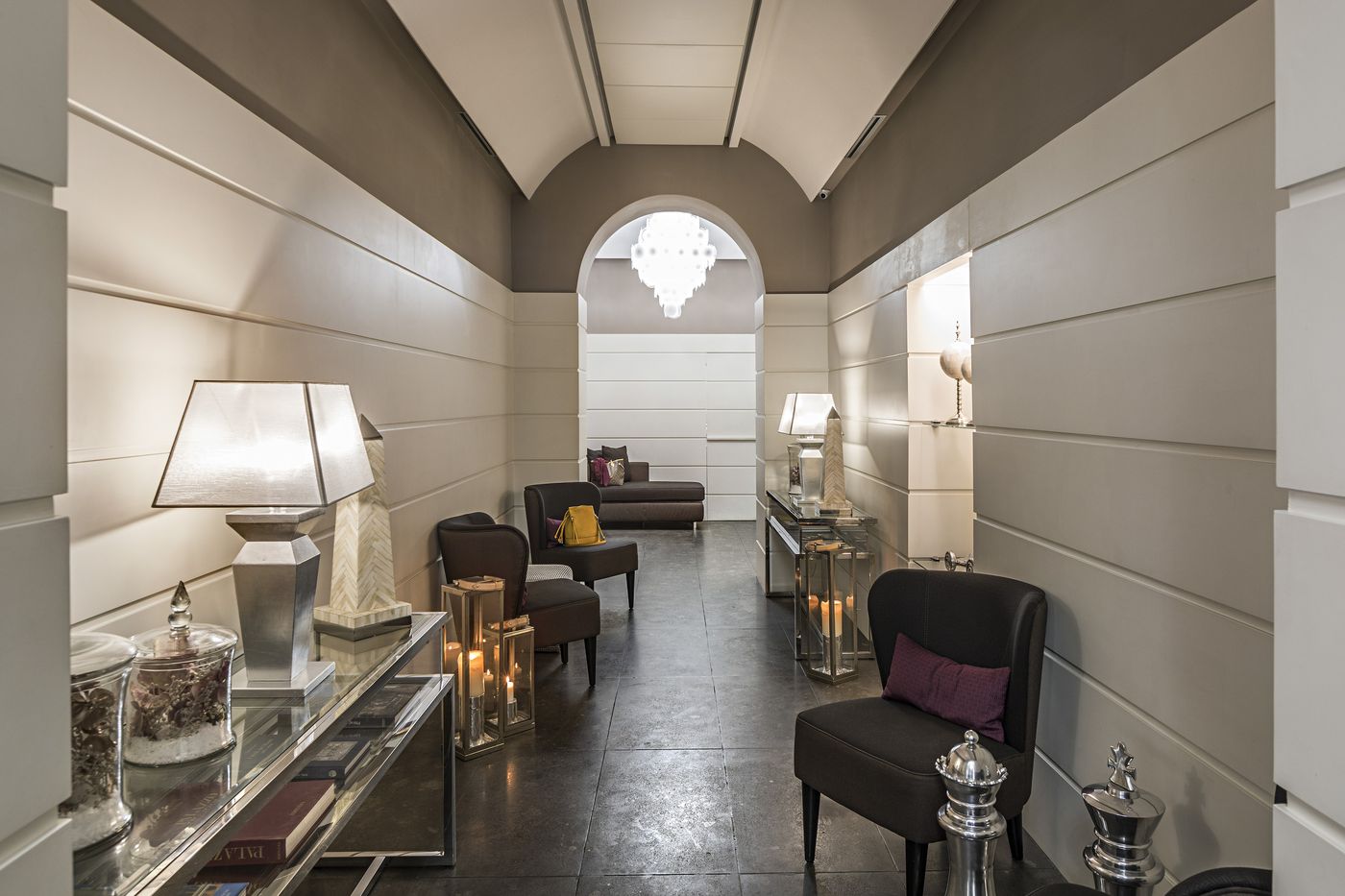 The-Independent-Lobby-3