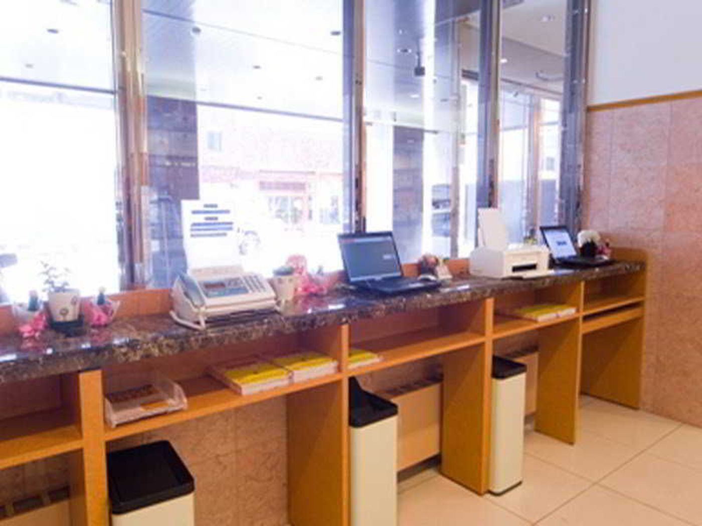 Toyoko Inn Tokyo Nihon-Bashi-Japan-CHUO-KU-General view-2