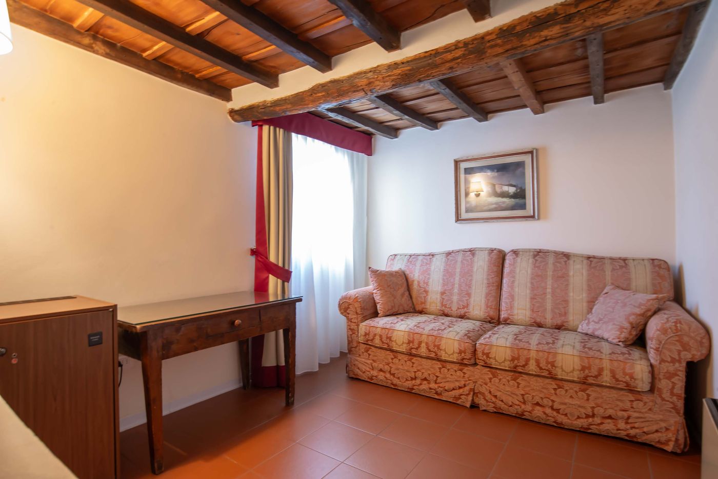 Machiavelli-Palace-Room-56