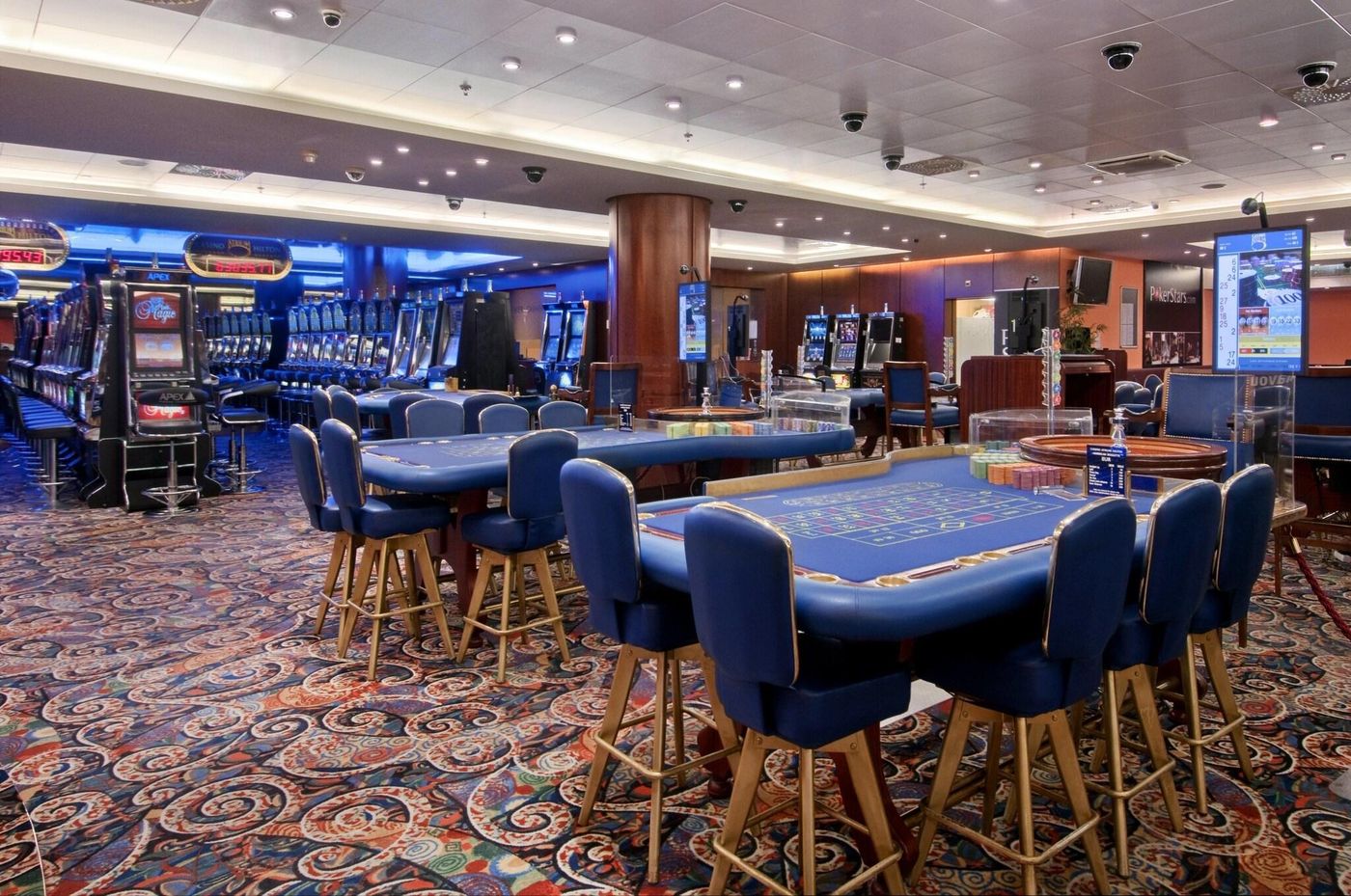 Hilton-Prague-Sports-and-Entertainment-77