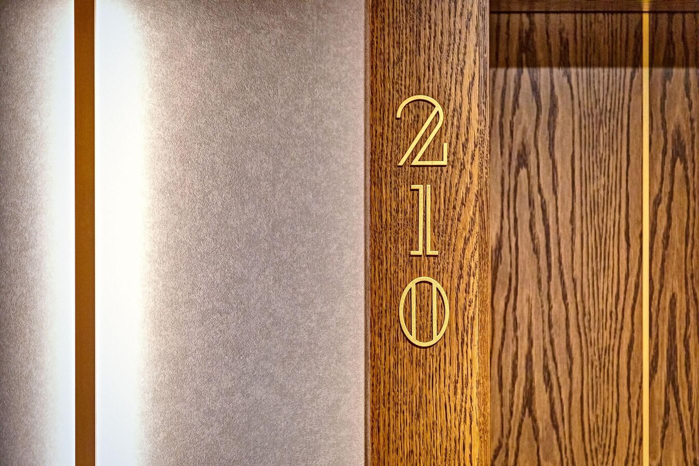 Haston Old Town-Poland-Wroclaw-Lobby-8