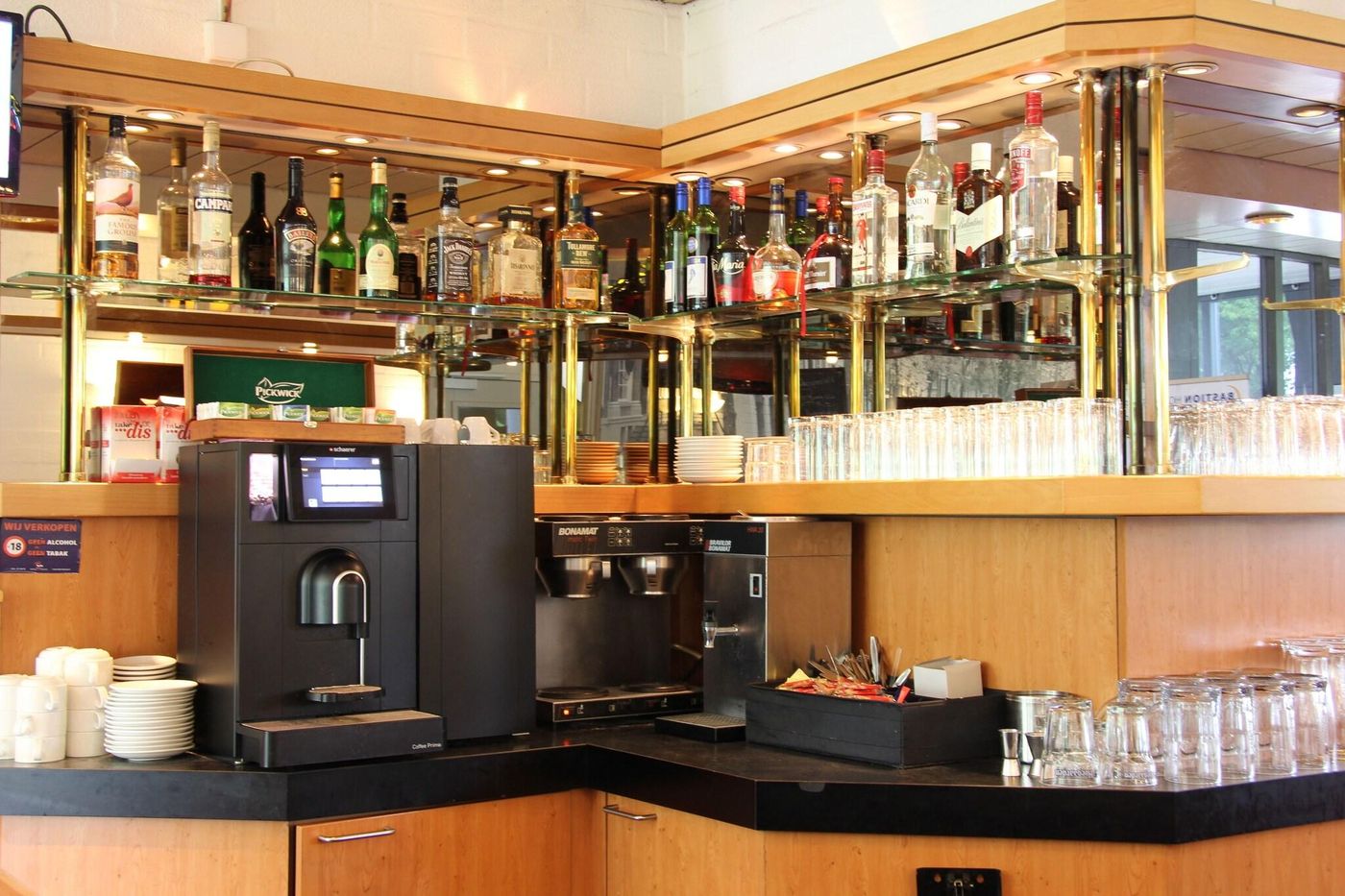 Bastion-Hotel-Amsterdam-Noord-Bar-8