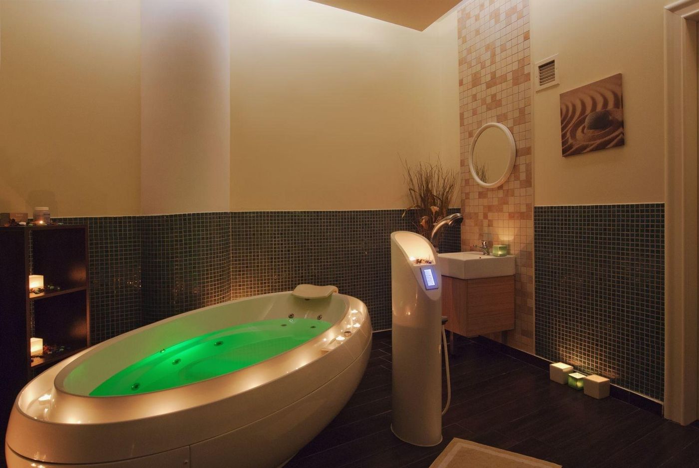 La-Marquise-Luxury-Resort-Complex-Sports-and-Entertainment-65