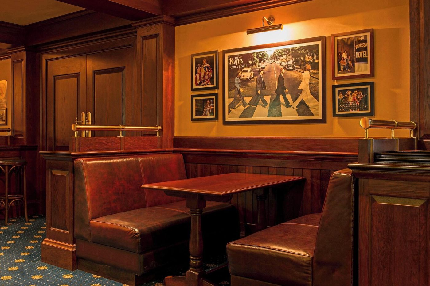 Four-Points-by-Sheraton-Downtown-Dubai-Lobby-52