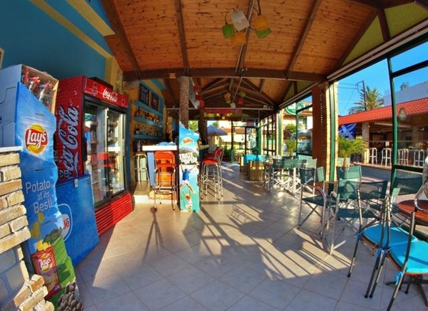 Tom and John's Apartments